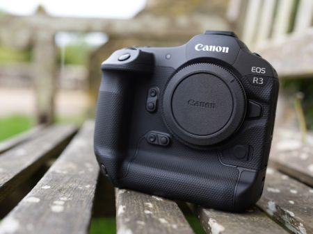 Canon's new model: the Canon EOS R3.